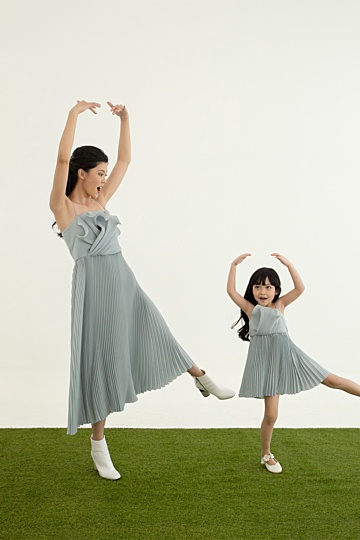 Ula Dress (Blue Pre-Order 10-14 Business Days)