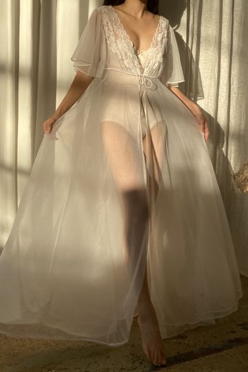 1960s Flutter Sleeves Nylon Chiffon Dressing Gown - M