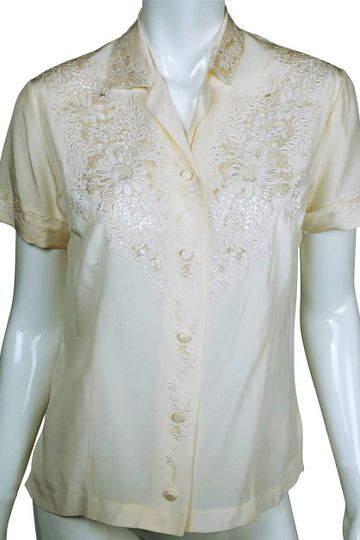 Vintage 1960s Floral Embroidered Pure Silk Blouse Short Sleeve Shirt Size M 36