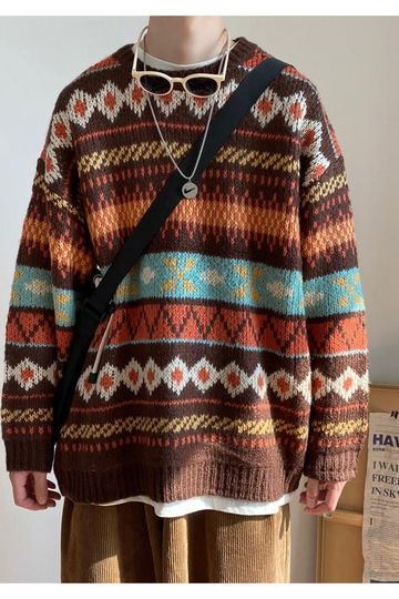VINTAGE AESTHETIC PATTERNED MEN SWEATER