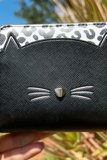 Kate Spade New York Meow Cat Bifold Small Zip Around Wallet Black Animal Print