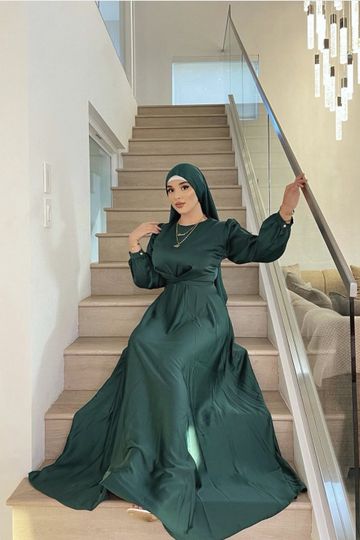(NEW COLOR) Maysa Satin Dress in Royal Green