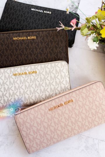 Michael Kors Jet Set Travel Signature Large 3/4 Zip Wallet Black MK
