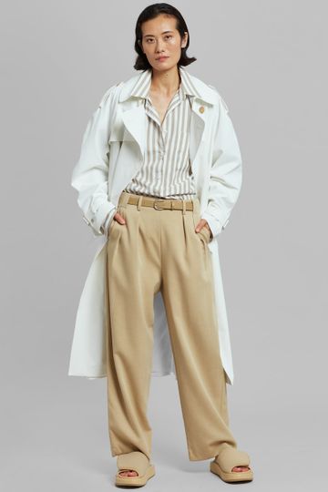 Beria Pleated Pants - Camel