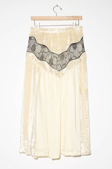 Velvet Lace Skirt in Off White